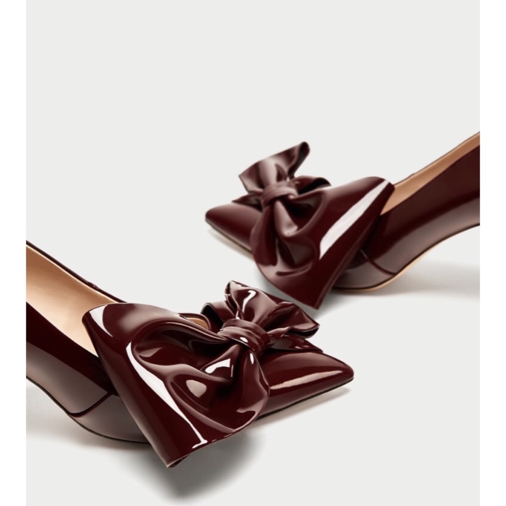 Zara Faux Patent Court Shoes with Bow - Picture 3 of 8